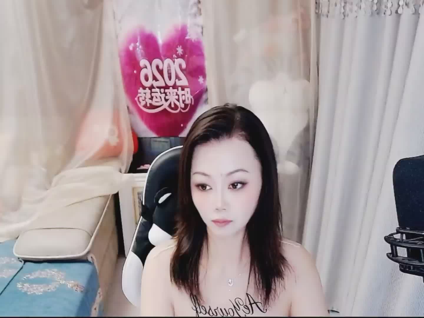 最远的你是我最近的爱