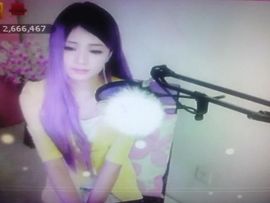 😸熱饅頭主播照片