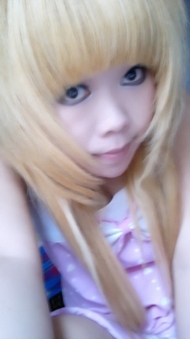 冷亚桂主播照片