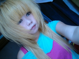 冷亚桂主播照片