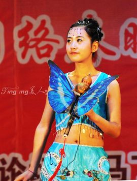 无极★sing婷儿主播照片