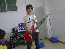 我们的歌名主播照片