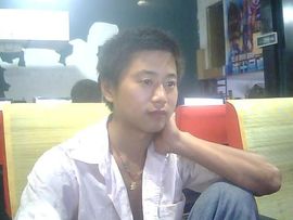 多情伴我咏黄昏主播照片
