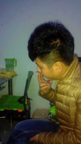 ``.尐良主播照片
