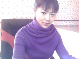 LOVE依鑫宝宝主播照片