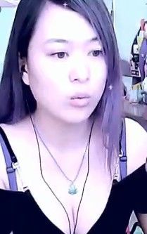 关注弯弯主播照片