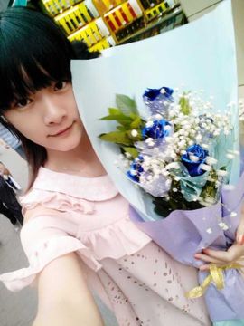 伍儿Alva主播照片