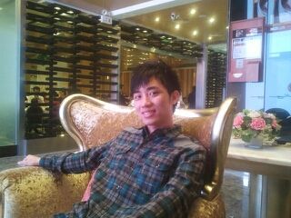 粘花惹草的猪的主播照片