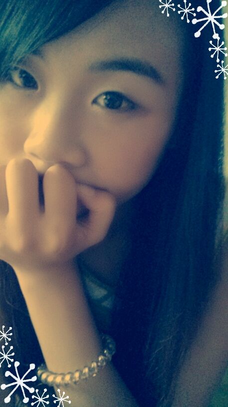 ☪夏丨灬水冰月º的主播照片