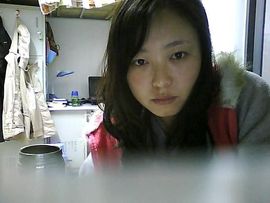天上的火车c2dfhz主播照片