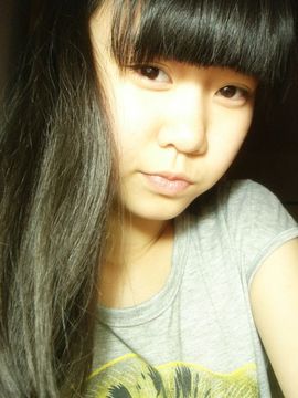 Curtaining主播照片
