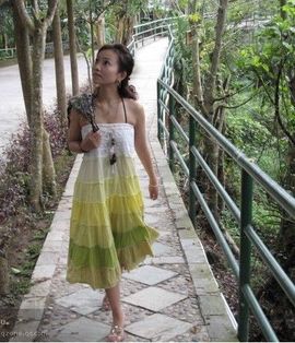 吃狐妖的小鹰主播照片