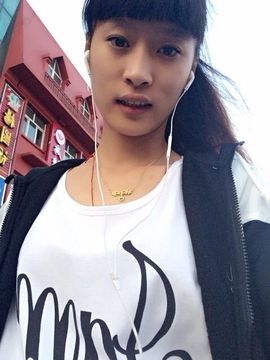 说爱烫嘴主播照片