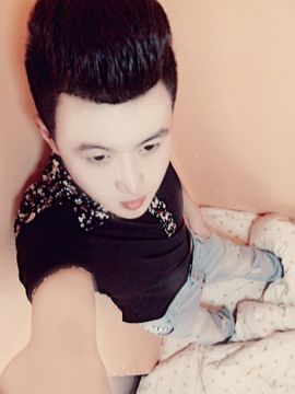影小洛主播照片