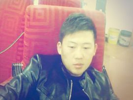 雄霸七爷主播照片