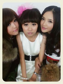 ゛菜菜°小妞♀主播照片
