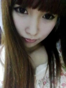 塔塔╮主播照片