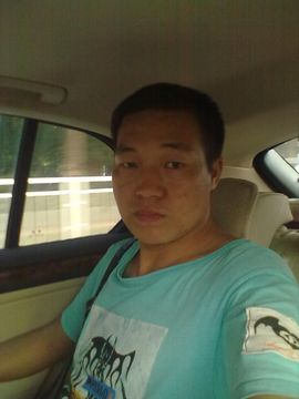 zouxiushan主播照片