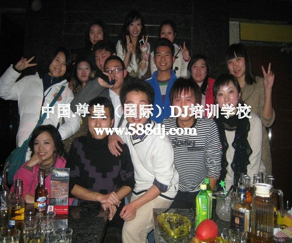 桂平DJ小伟的主播照片