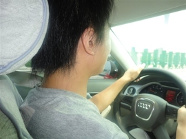 安忧小C主播照片