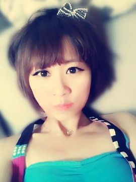 ゛菜菜°小妞♀主播照片