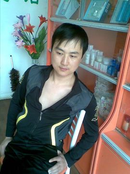 你的，创可贴主播照片