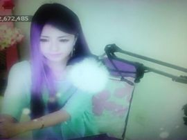 😸熱饅頭主播照片