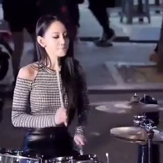 架子鼓女神