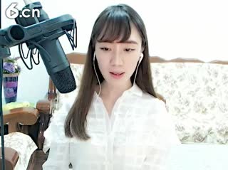 六间房热门视频呆萌女主播诗然&conint;坏姐姐秀唱直播