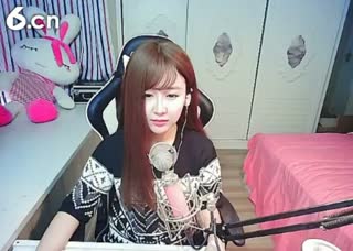 六间房美女主播久美。视频交友