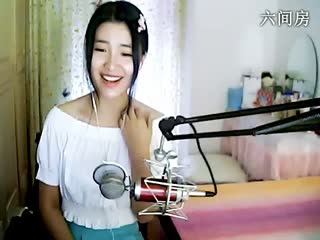六间房美女主播尐✿熊熊✿秀唱视频