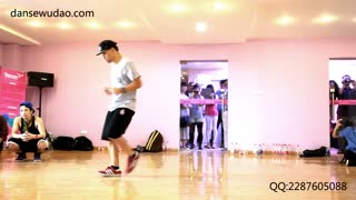 vinh-街舞教学示范   单色小杨QQ837649436