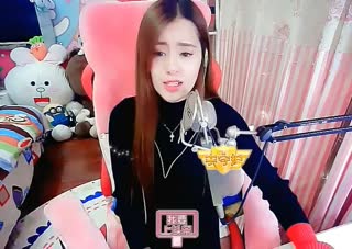 时尚女主播翻唱《不潮不用花钱》~赞赞赞~