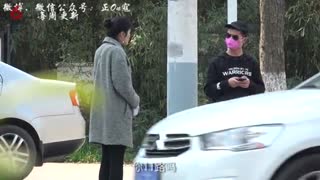 【正on寇】震惊！！！开法拉利的小伙竟然让美女在大街上做这种事....