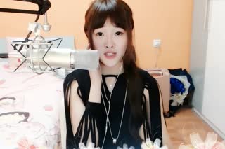 《风筝误》误了梨花花又开~风筝误捂了金钗雪里埋~
