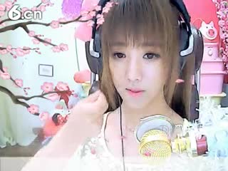 六间房唱歌聊天室&ldquo; 小鱼儿  &rdquo;