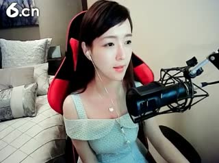 六间房甜美女主播洛神聊天交友