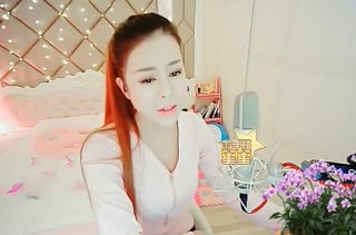 美女主播一首《歌在飞》如痴如醉真情似流水~