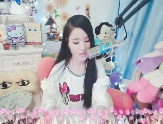 女人都是一朵花~爱是泥土不要轻摘下