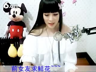 六间房最红主播“A。♥╭前女友っ”秀唱直播