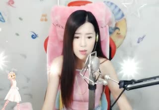 嗨起来~萌妹子演唱广场舞神曲《一物降一物》~