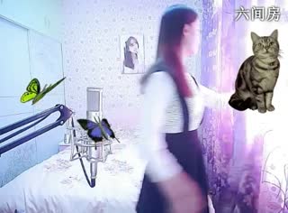 六间房呆萌女主播╰&hearts;小鹿乱撞？ 秀唱high歌