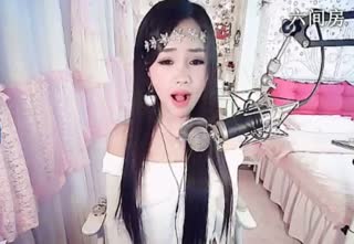 六间房美女主播兮兮ღ画下句点直播间视频
