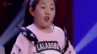 东北小妞真可爱，笑翻了评委
