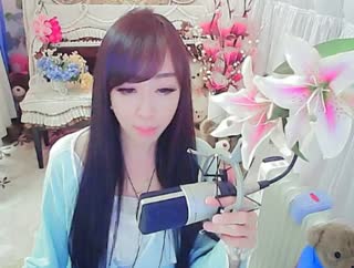 甜美妹纸深情翻唱《大悲咒》.