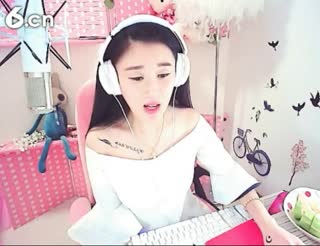 六间房美女主播来嘛来嘛~安然深情演唱