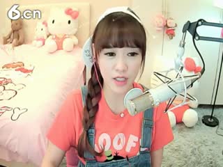 六间房美女主播啃德鸡，真的不是柳岩秀唱半壶纱