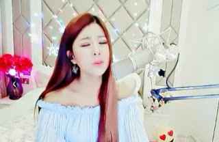 让我《轻轻的告诉你》~天上的星星在等待~