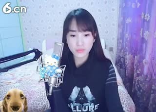 六间房美女主播╰&hearts;小鹿乱撞？互动交友