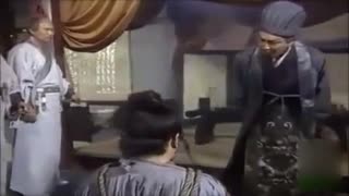 结婚点炮把头发崩偏了